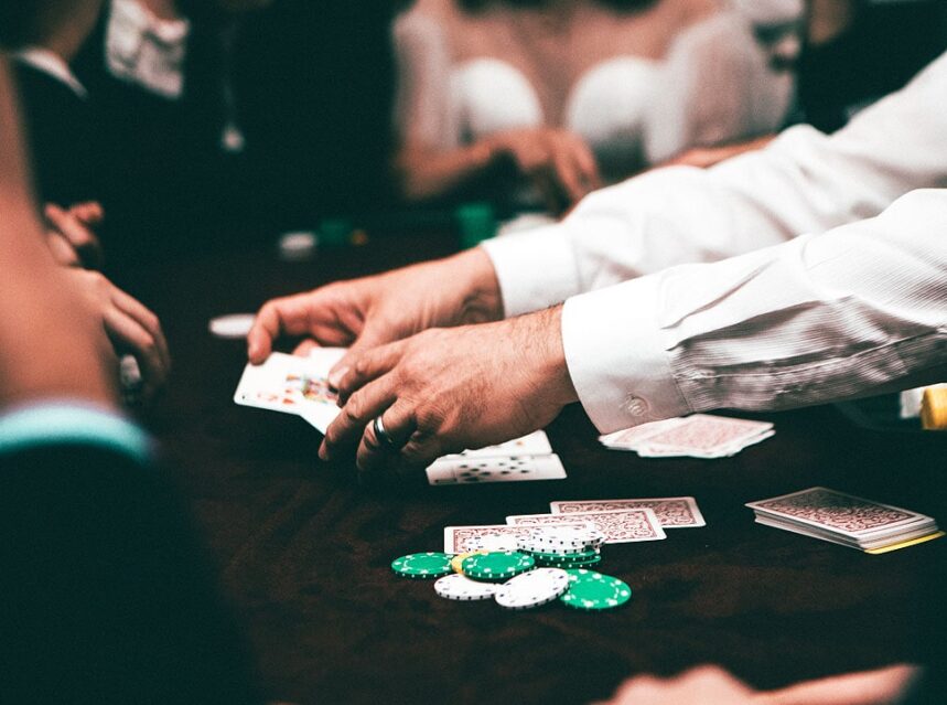 Cara Bermain Poker Online Uang Asli Terpercaya